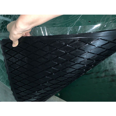 Hoja de retardamiento de Diamond Groove Rubber Pulley Lagging de la polea del transportador de correa del modelo de la raspa de arenque