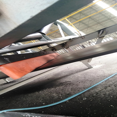 Limpiador de la banda transportadora del poliuretano yo tipo raspador diagonal de la paleta para la correa de vuelta